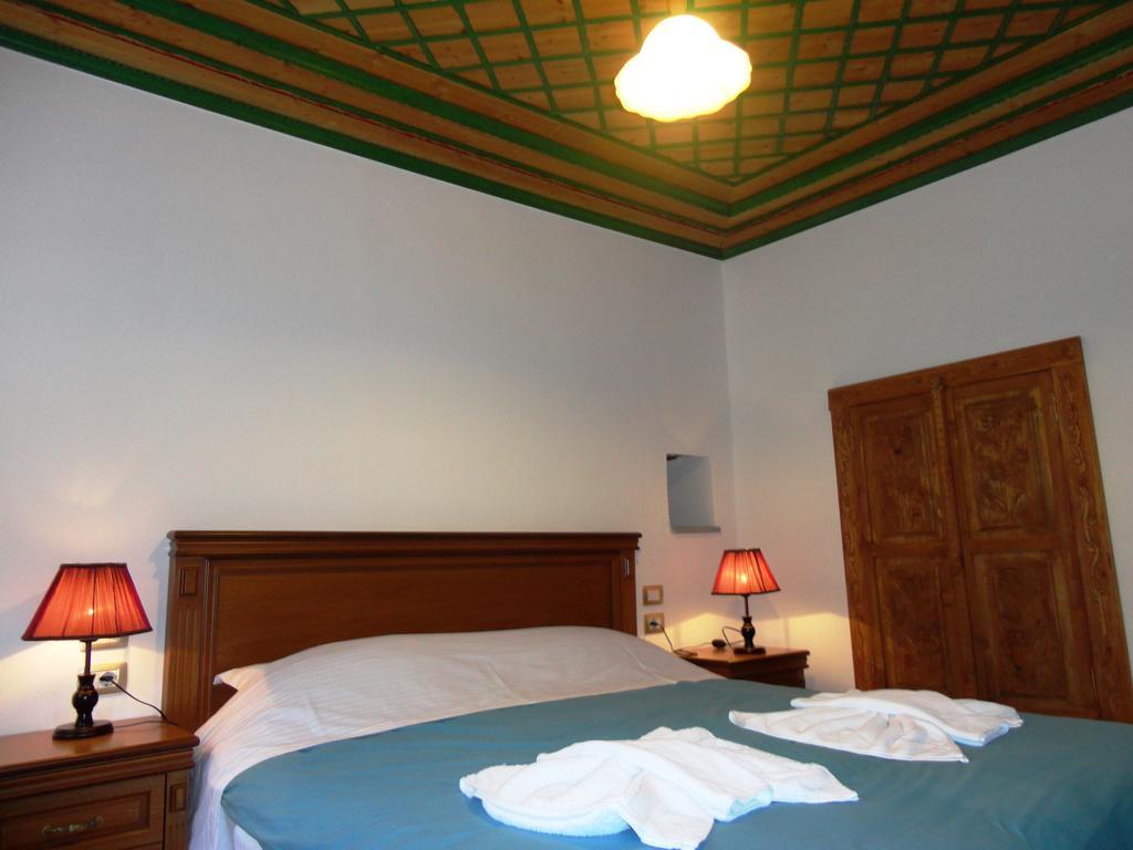 Hotel Kalemi 2 Gjirokastra Kültér fotó