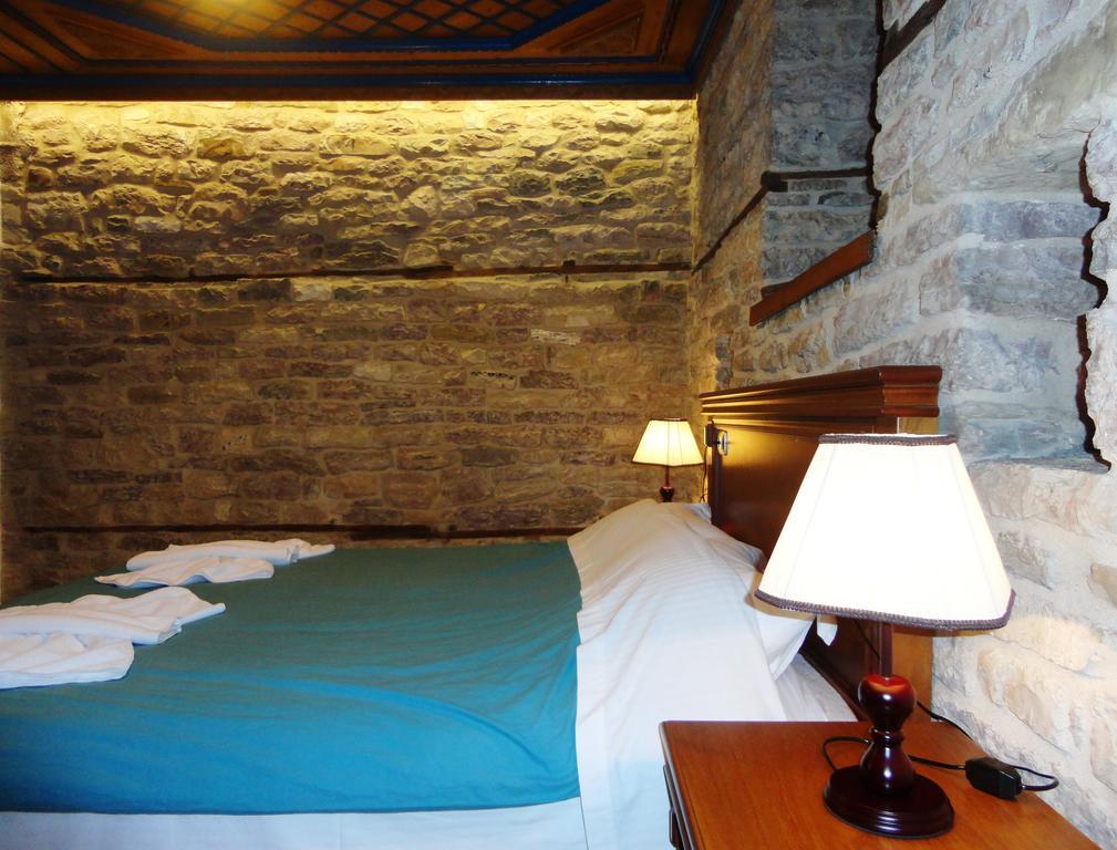 Hotel Kalemi 2 Gjirokastra Kültér fotó