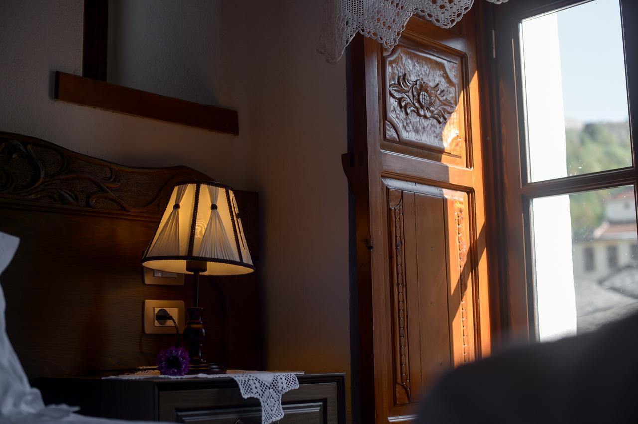 Hotel Kalemi 2 Gjirokastra Kültér fotó