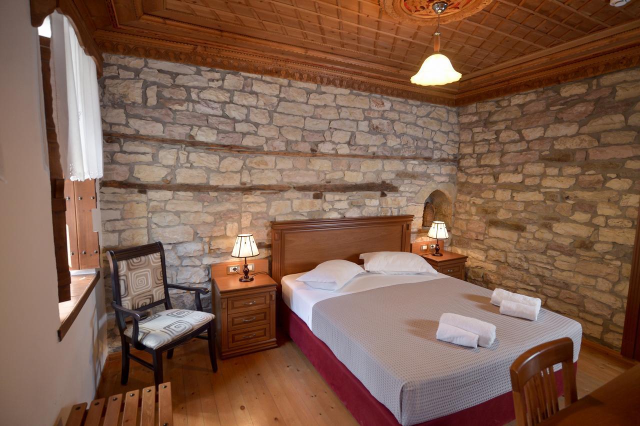 Hotel Kalemi 2 Gjirokastra Kültér fotó